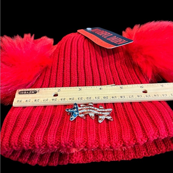Beanie and brooch bundle! NWT double Pom Pom hat paired with vintage bro… - Picture 5 of 5